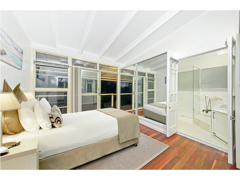 602 Flinders Parade, Brighton QLD 4017