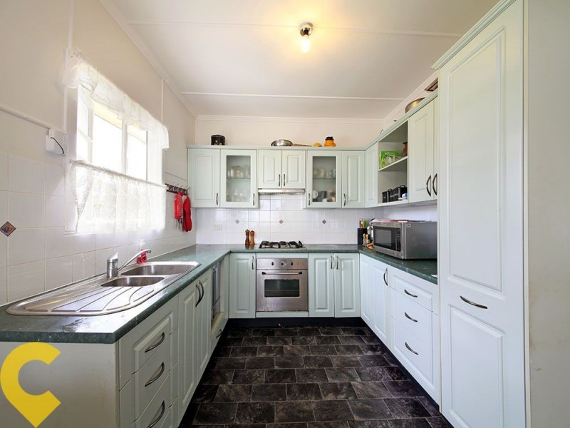 24 Twenty Second Ave, Brighton QLD 4017