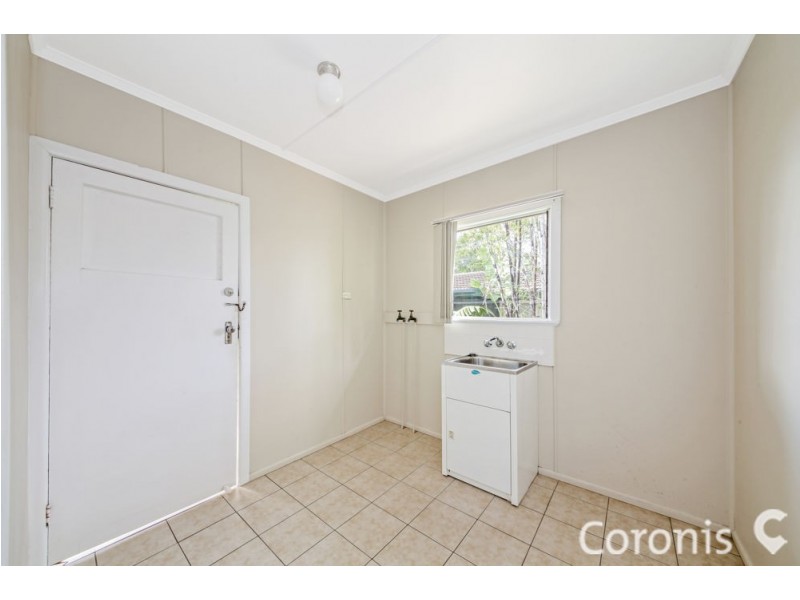 3 Ashworth Street, Chermside West QLD 4032