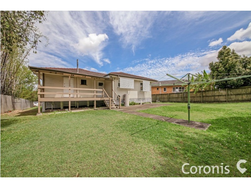 3 Ashworth Street, Chermside West QLD 4032