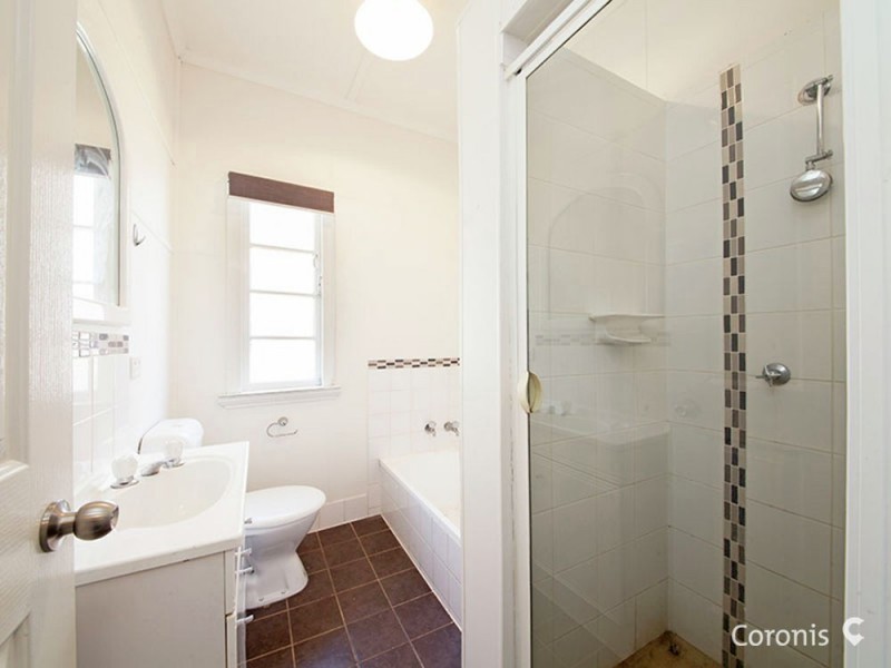 248 Rode Road, Wavell Heights QLD 4012