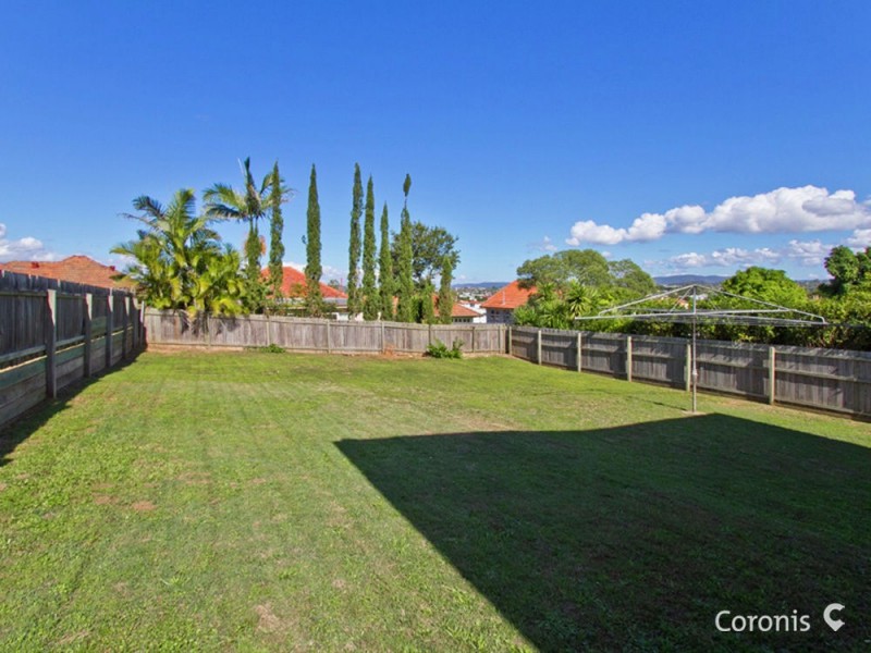 248 Rode Road, Wavell Heights QLD 4012