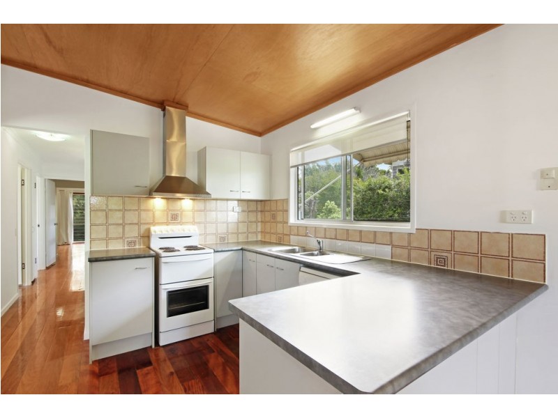 10A Kate Street, Shorncliffe QLD 4017