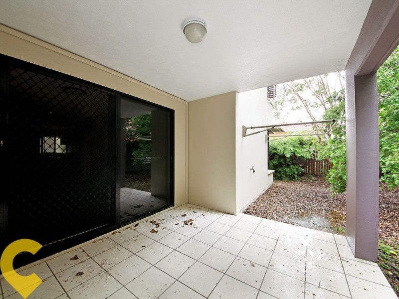 1/42 Hilltop Avenue, Chermside QLD 4032