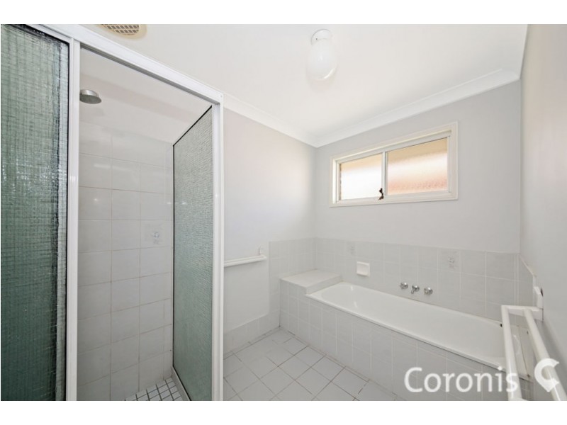 22 Baroona Rd, Bray Park QLD 4500