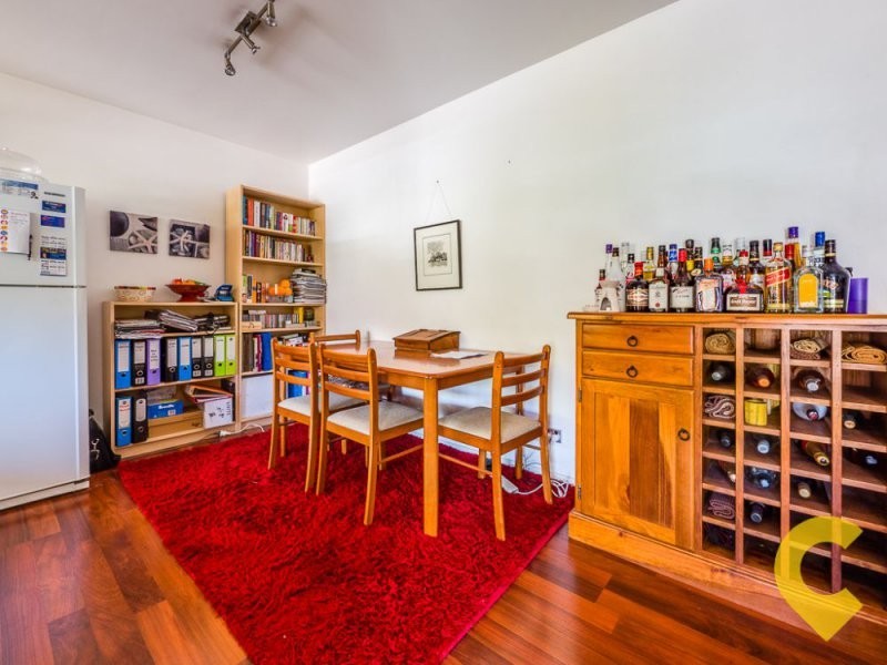 2/182 Buckland Road, Nundah QLD 4012