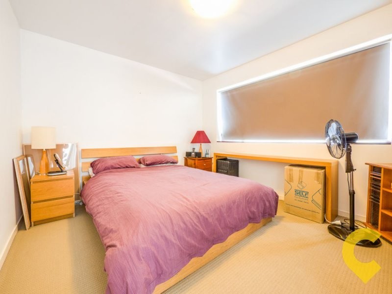 2/182 Buckland Road, Nundah QLD 4012