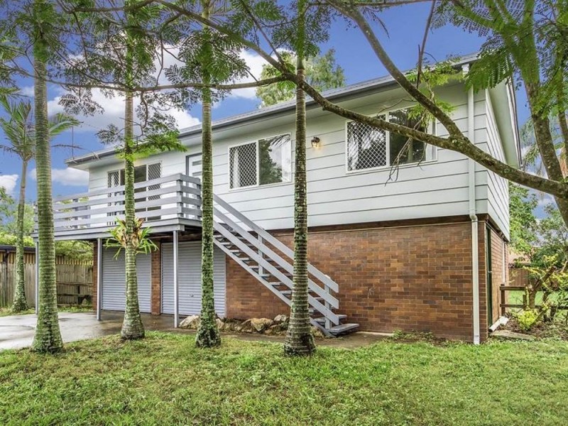 4 Feuerriegel Road, Bald Hills QLD 4036