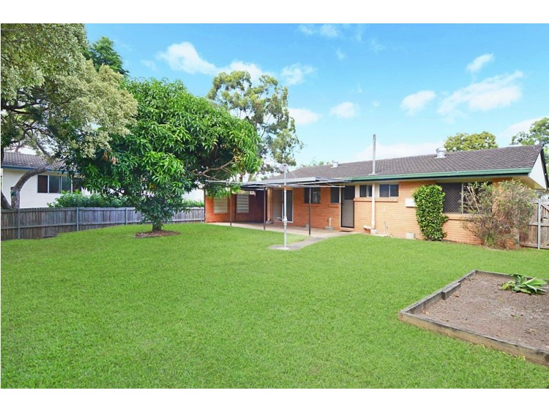 14 Bursaria Street, Everton Hills QLD 4053