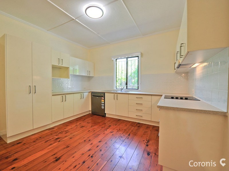 12 Gladstone Lane, Coorparoo QLD 4151