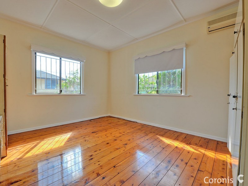 12 Gladstone Lane, Coorparoo QLD 4151