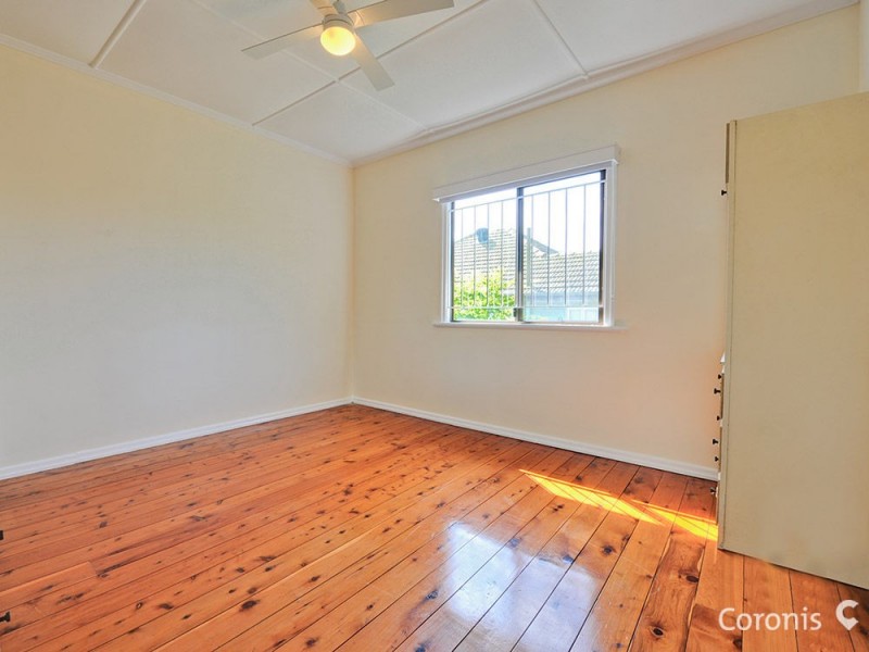 12 Gladstone Lane, Coorparoo QLD 4151