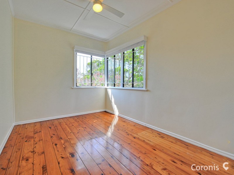 12 Gladstone Lane, Coorparoo QLD 4151