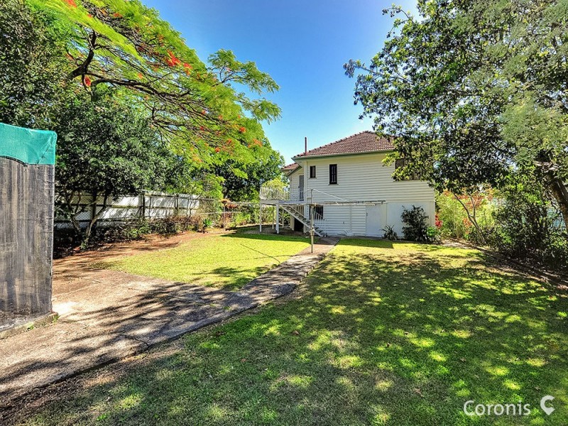 12 Gladstone Lane, Coorparoo QLD 4151