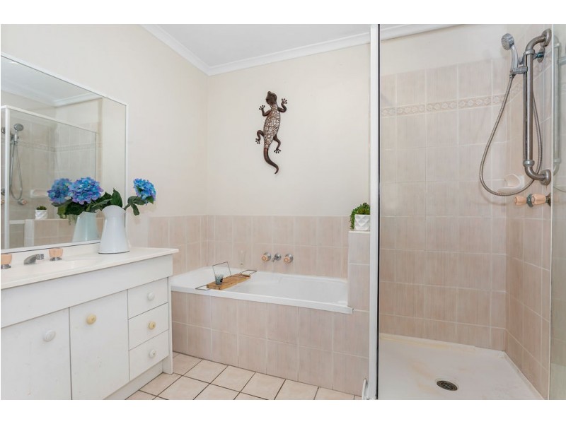 2 Waratah Court, Taigum QLD 4018