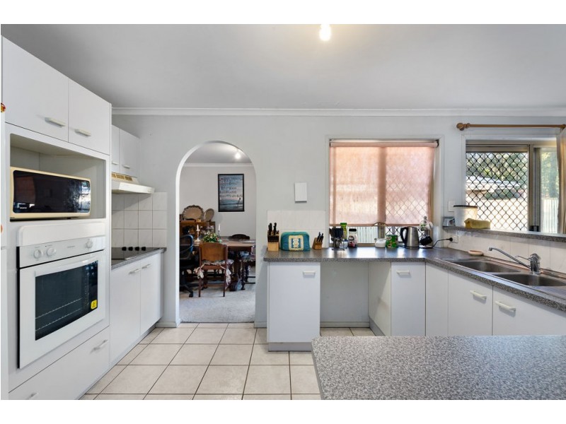 15 Caulfield Street, Bracken Ridge QLD 4017