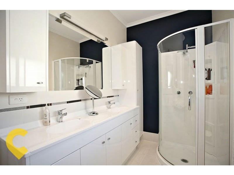 900 Sandgate Road, Clayfield QLD 4011