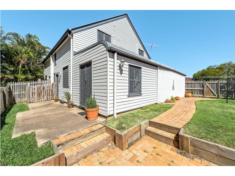 2/22 Tipuana Place, Fitzgibbon QLD 4018