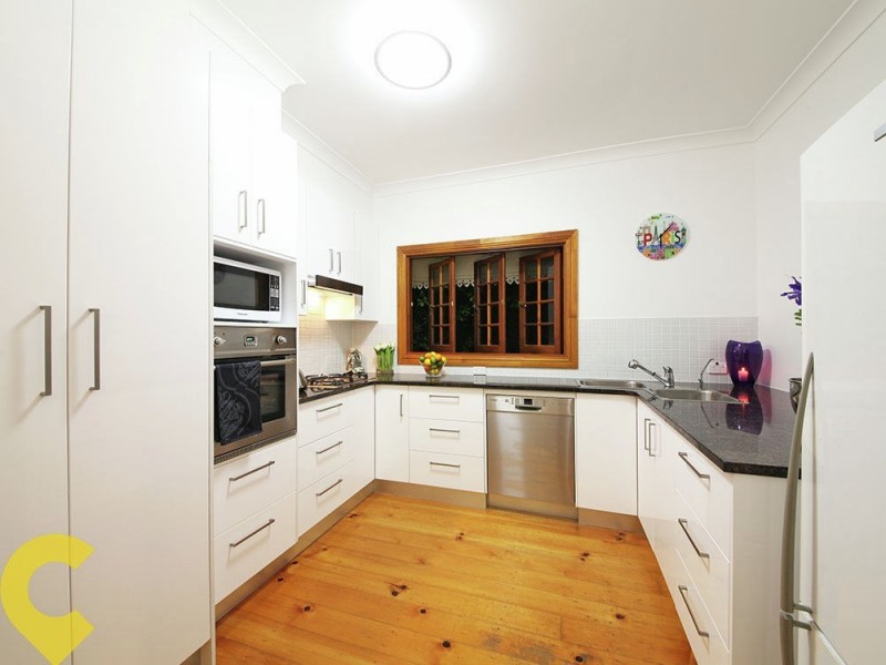 4 Dickson Street, Brighton QLD 4017