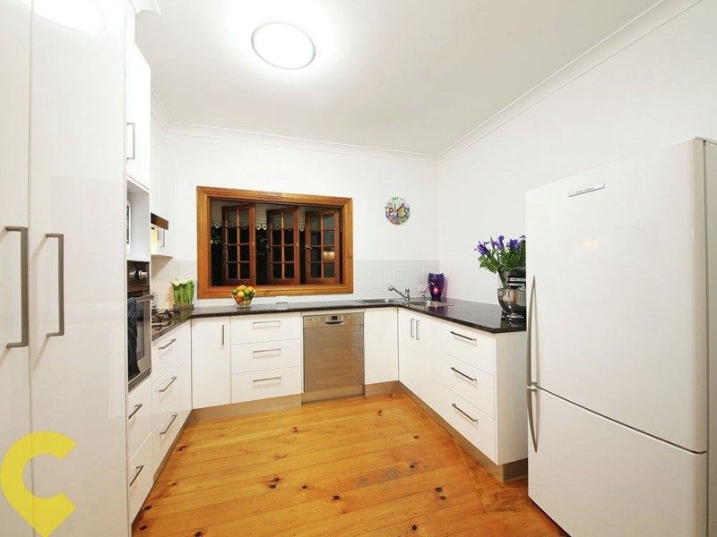 4 Dickson Street, Brighton QLD 4017