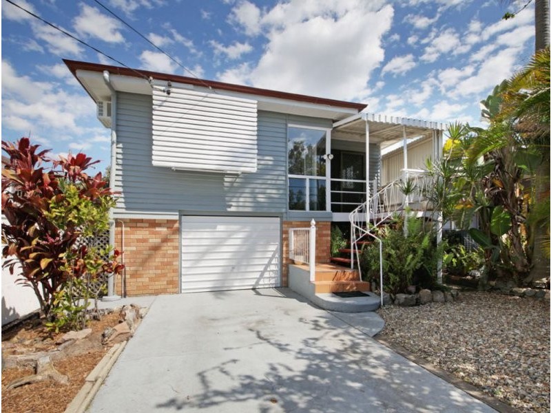 24 Bowen Street, Deagon QLD 4017