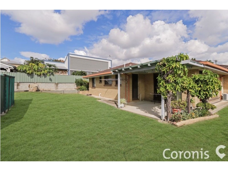 235 Brighton Road, Sandgate QLD 4017