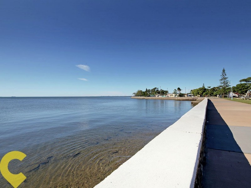 242 Flinders Parade, Sandgate QLD 4017