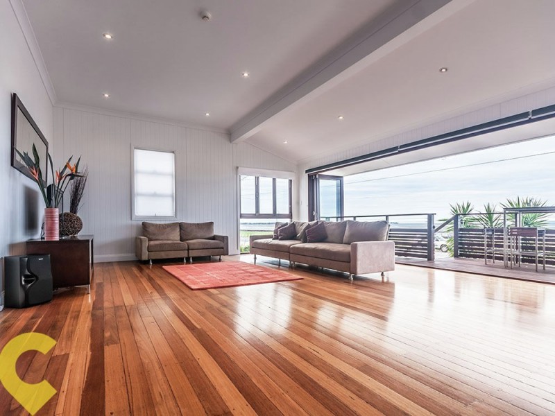 242 Flinders Parade, Sandgate QLD 4017