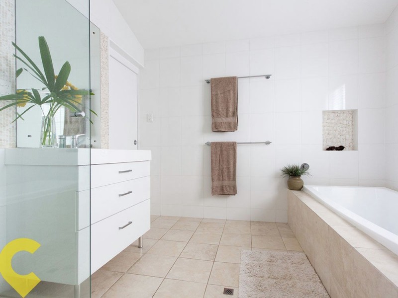 242 Flinders Parade, Sandgate QLD 4017