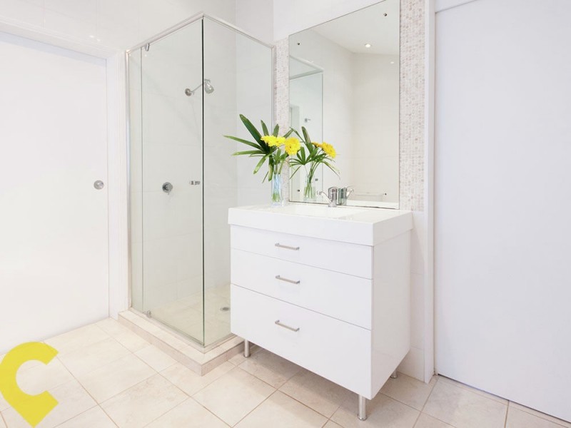 242 Flinders Parade, Sandgate QLD 4017