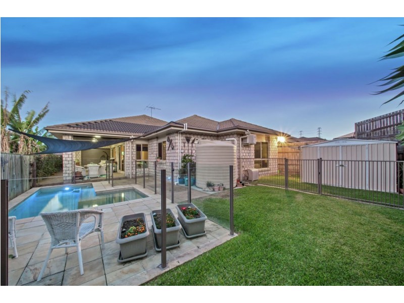 15 Basil Street, Griffin QLD 4503