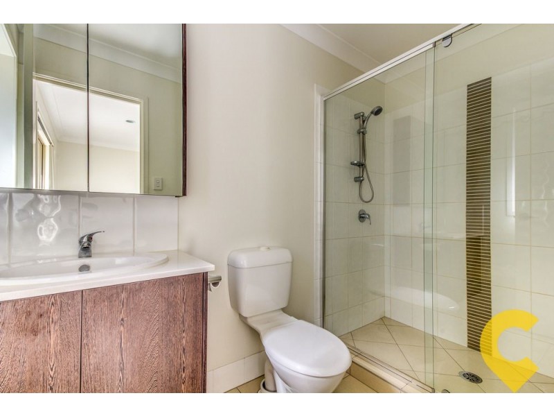 10 Lachlan Lane, Hillcrest QLD 4118