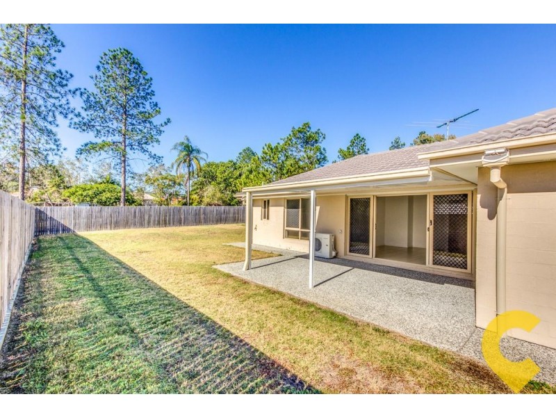 10 Lachlan Lane, Hillcrest QLD 4118