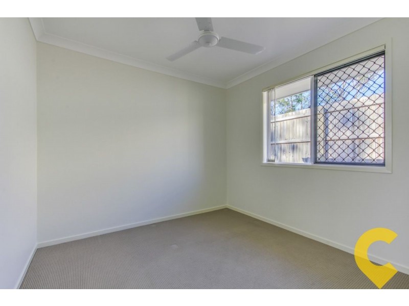 18 Lachlan Lane, Hillcrest QLD 4118