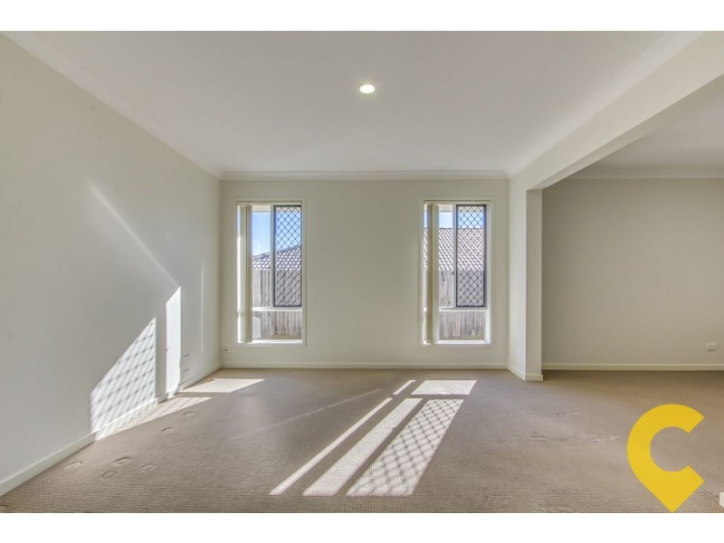 18 Lachlan Lane, Hillcrest QLD 4118
