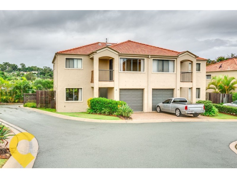 21/1 Santa Isobel Boulevard, Pacific Pines QLD 4211