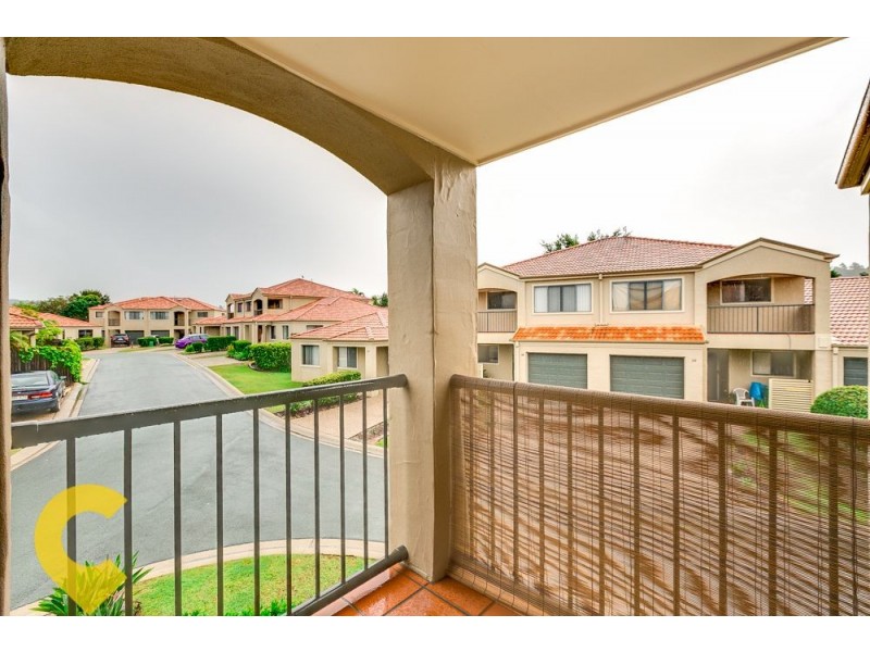 21/1 Santa Isobel Boulevard, Pacific Pines QLD 4211
