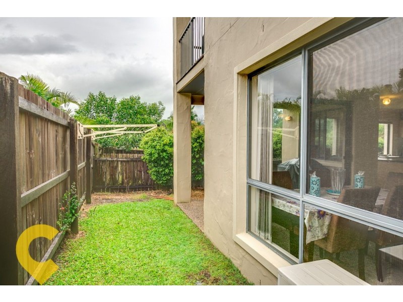 21/1 Santa Isobel Boulevard, Pacific Pines QLD 4211