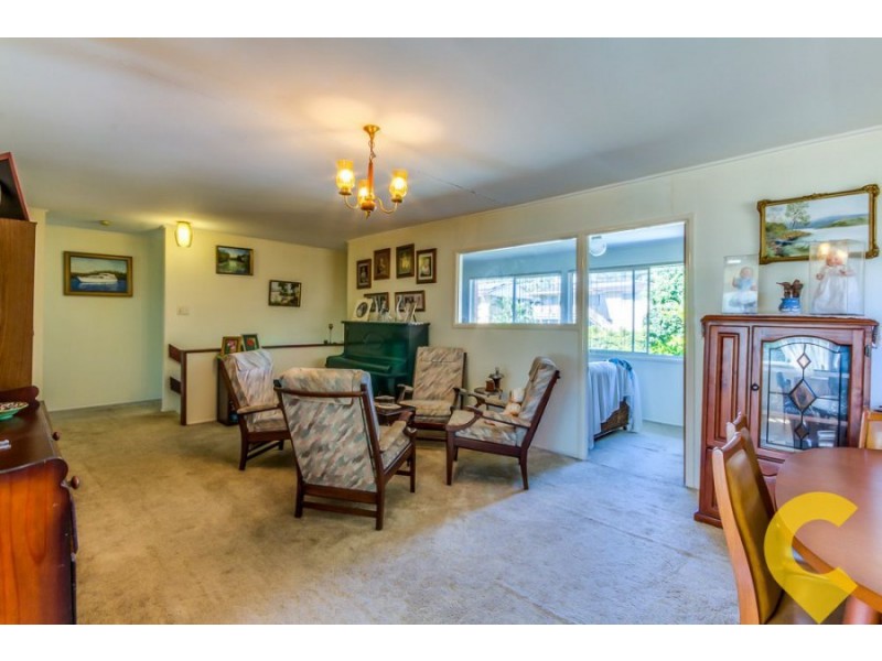 6 Laver Street, Macgregor QLD 4109