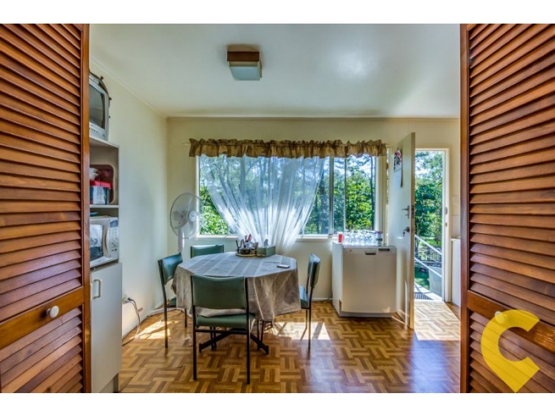 6 Laver Street, Macgregor QLD 4109