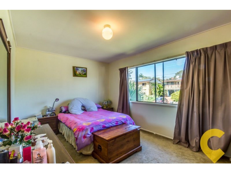 6 Laver Street, Macgregor QLD 4109