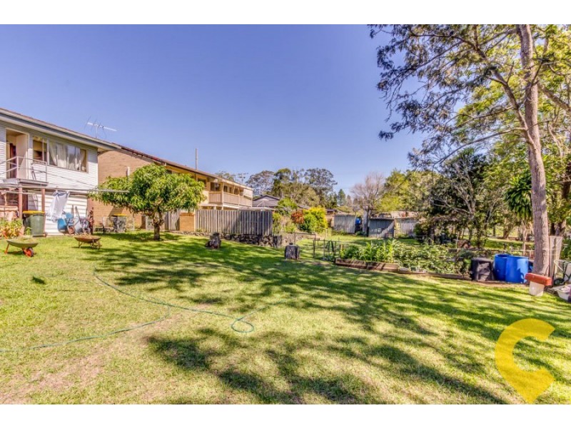 6 Laver Street, Macgregor QLD 4109