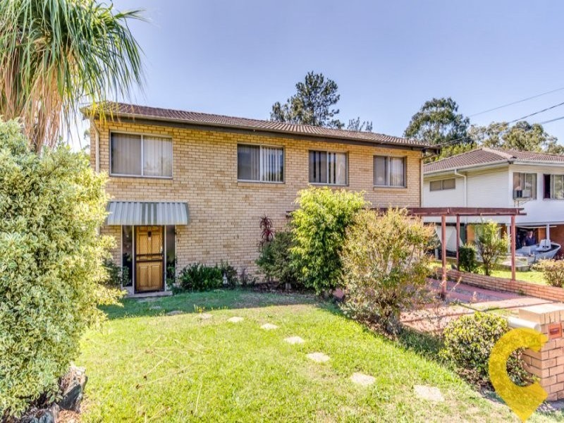 4 Laver Street, Macgregor QLD 4109
