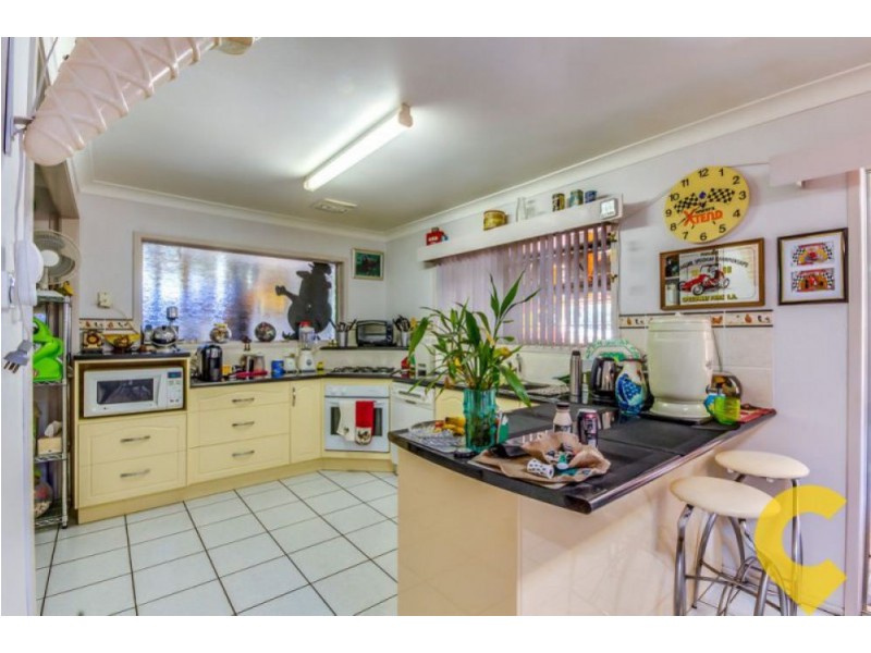 2, 4, 6 Laver Street, Macgregor QLD 4109