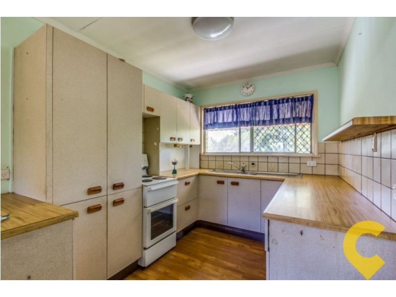 2, 4, 6 Laver Street, Macgregor QLD 4109