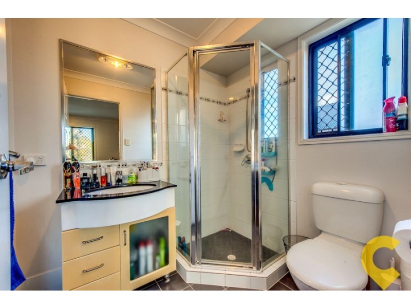 313 Eagle Street, Collingwood Park QLD 4301
