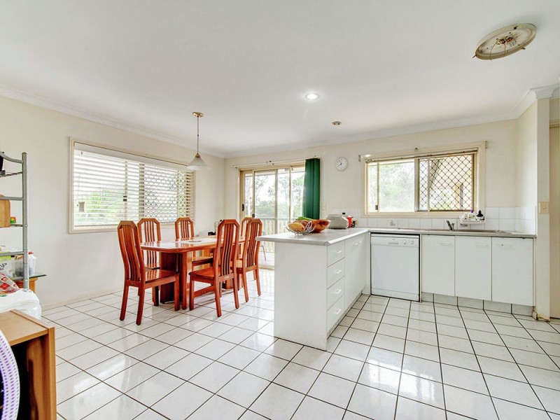 2256 Logan Road, Upper Mount Gravatt QLD 4122
