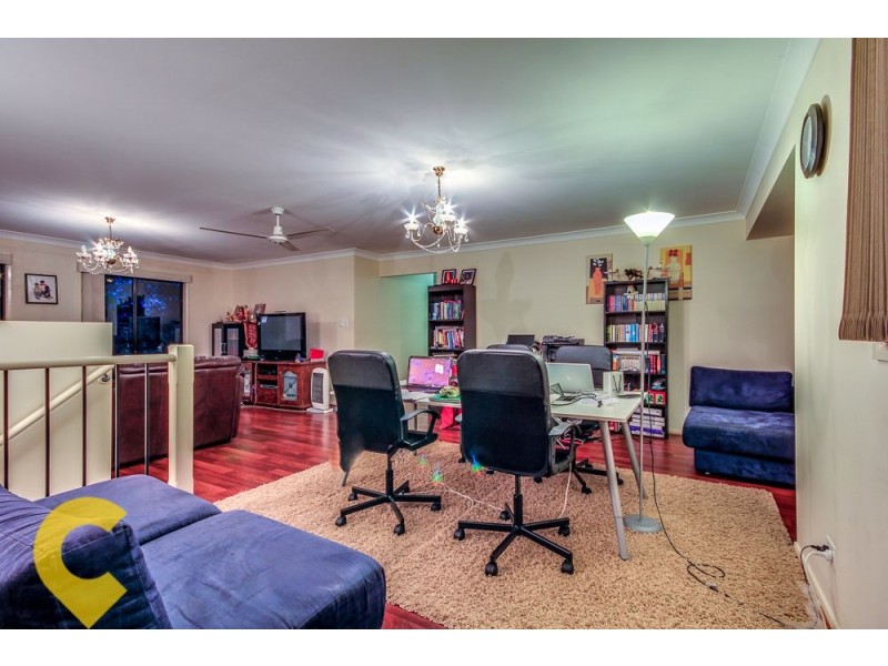 17 Hoop Pine Place, Sunnybank Hills QLD 4109