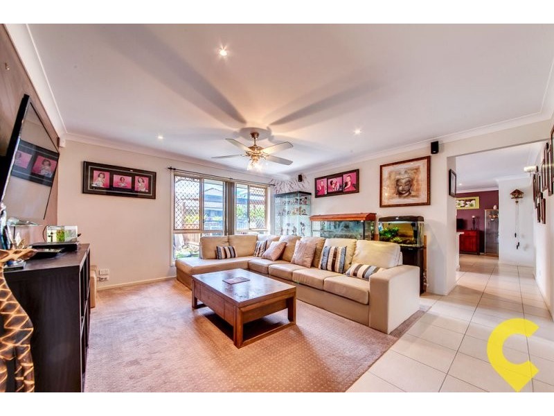 18 Hatia Place, Kuraby QLD 4112