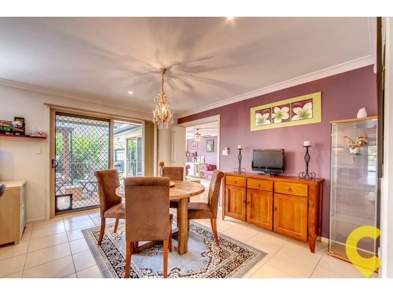 18 Hatia Place, Kuraby QLD 4112